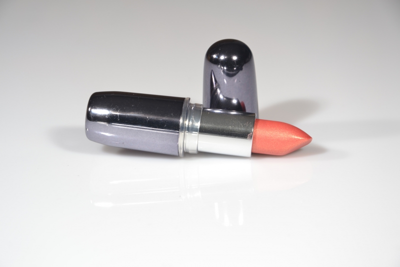 esthetique-CONSEGUDES-min_lipstick-273109